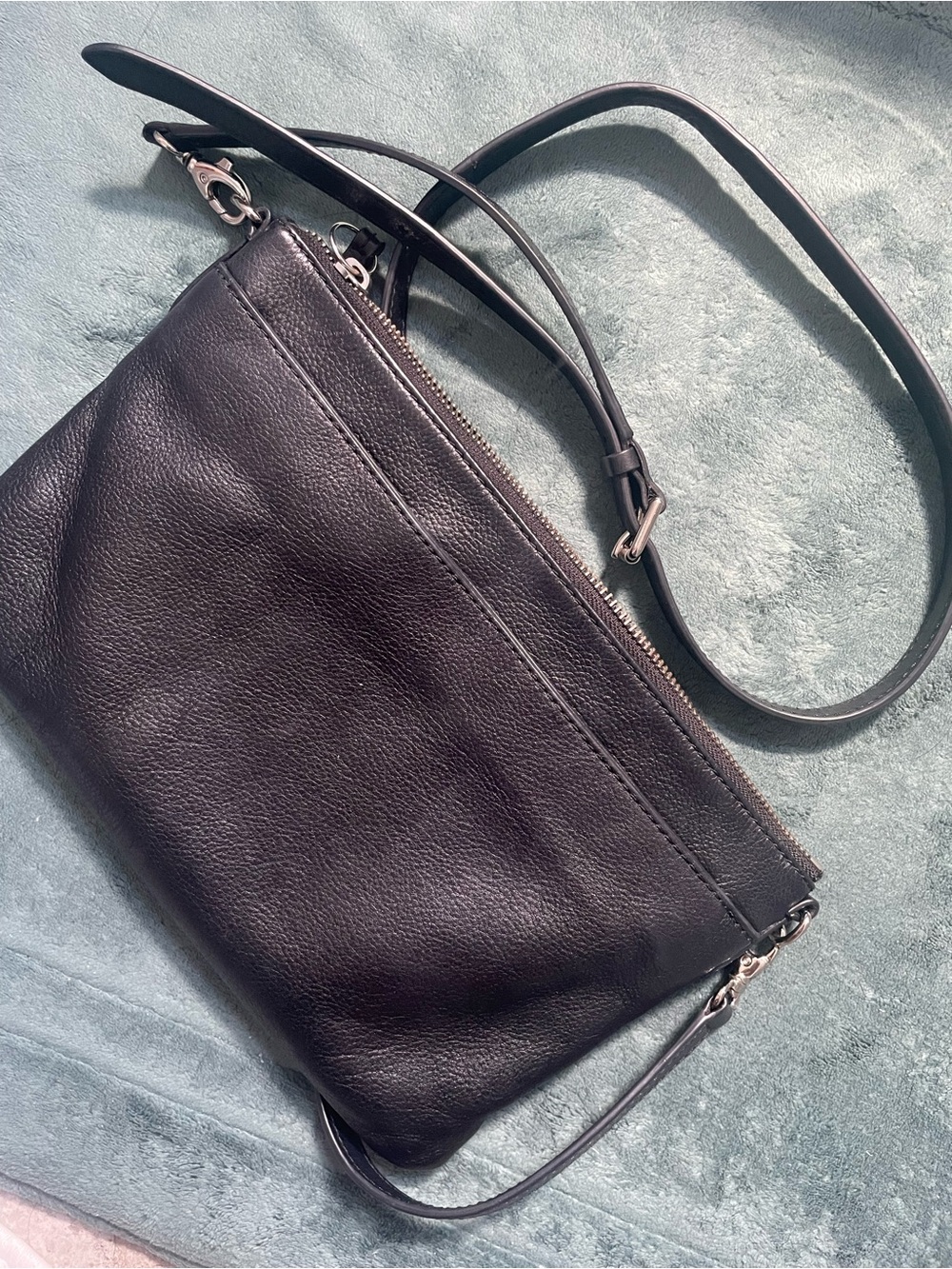 Fossil Black Leather Slim Crossbody Bag
